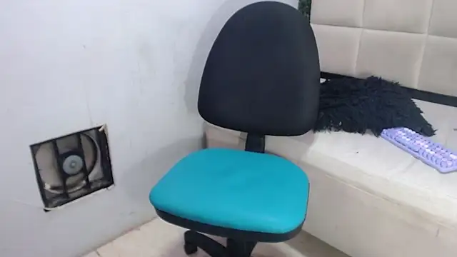 hellen queensex online show from 02/03/25, 06:07