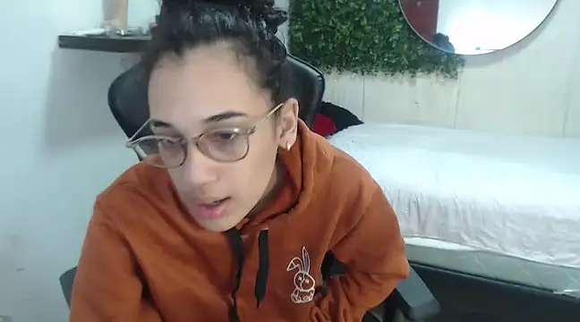 hellen queensex online show from 02/22/25, 04:19