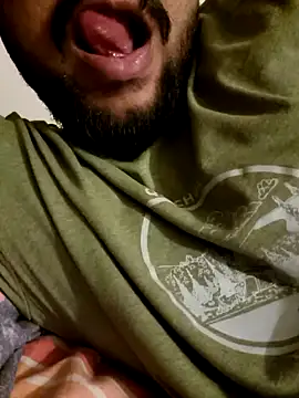 Snapshot of yourdreamman0705 chatting on 12/15/24, 06:59 yourdreamman0705 online show from 12/15/24, 06:59