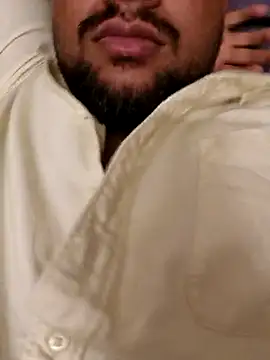 Snapshot of yourdreamman0705 chatting on 01/06/25, 06:52 yourdreamman0705 online show from 01/06/25, 06:52