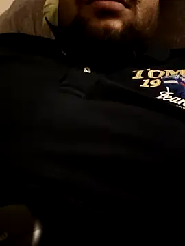 Snapshot of yourdreamman0705 chatting on 01/19/25, 07:37 yourdreamman0705 online show from 01/19/25, 07:37