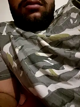 Snapshot of yourdreamman0705 chatting on 02/14/25, 07:02 yourdreamman0705 online show from 02/14/25, 07:02