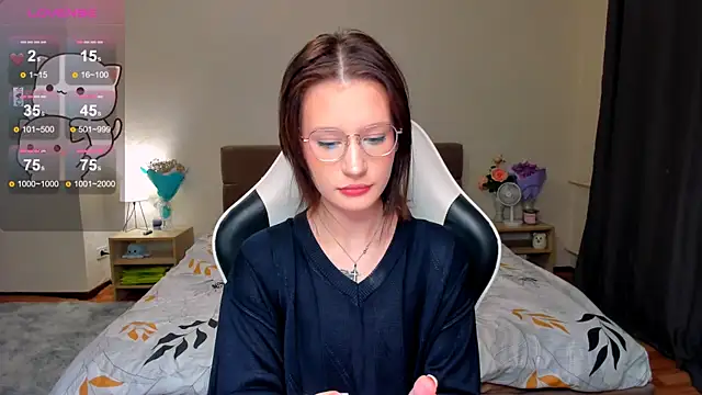 Snapshot of DearLia chatting on 02/14/25, 02:18 DearLia online show from 02/14/25, 02:18