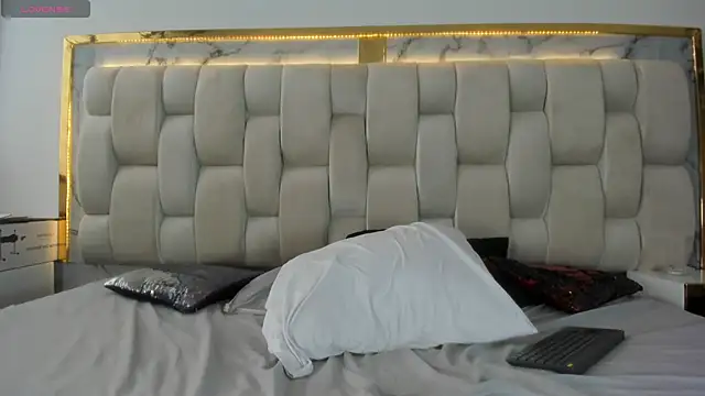 Hanna lens online show from 01/15/26, 06:00