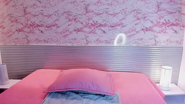 Snapshot of _Danaa chatting on 10/08/25, 06:49 Danaa online show from 10/08/25, 06:49