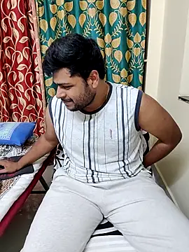 Snapshot of PawanHyd7 chatting on 10/01/25, 08:04 PawanHyd7 online show from 10/01/25, 08:04