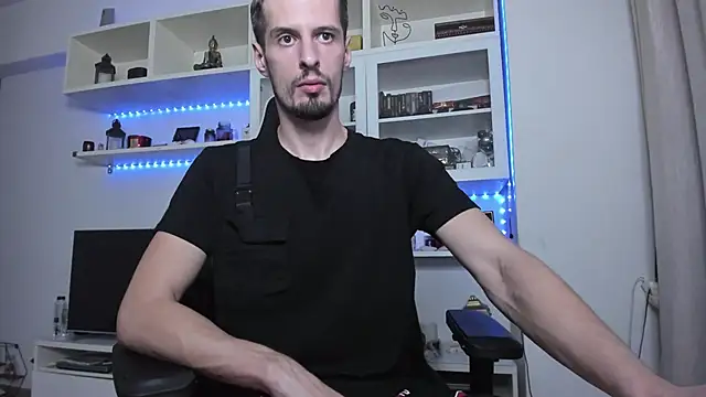 Snapshot of ToddClaytonn chatting on 10/12/25, 07:46 ToddClaytonn online show from 10/12/25, 07:46