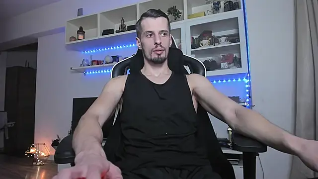 Snapshot of ToddClaytonn chatting on 12/15/25, 10:14 ToddClaytonn online show from 12/15/25, 10:14