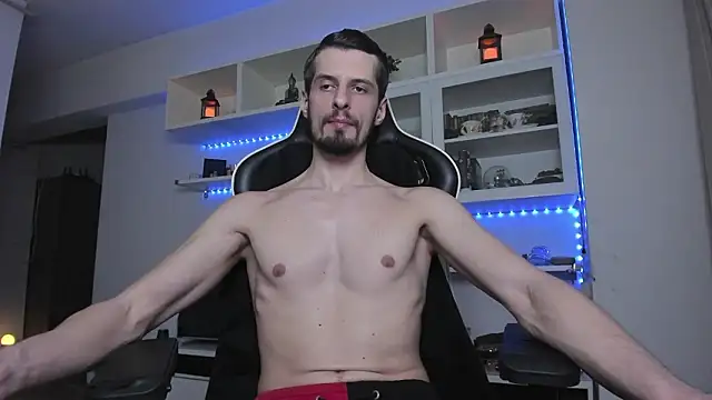 Snapshot of ToddClaytonn chatting on 02/04/26, 02:28 ToddClaytonn online show from 02/04/26, 02:28