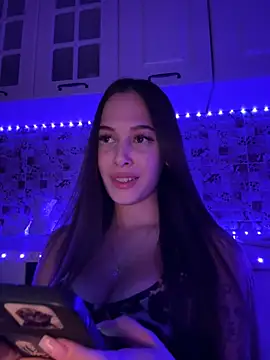 EricaWalls online show from 12/19/24, 09:17