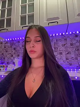 EricaWalls online show from 12/22/24, 10:36