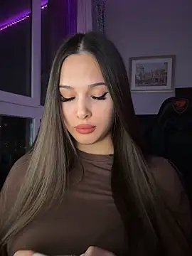 EricaWalls online show from 11/28/25, 09:06