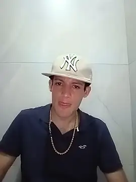 Duvan Martinez23 online show from 06/30/26, 08:59