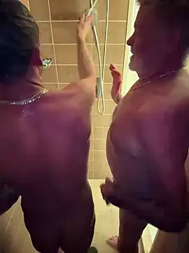 Snapshot of PeytonJohnn chatting on 10/01/25, 02:50 PeytonJohnn online show from 10/01/25, 02:50