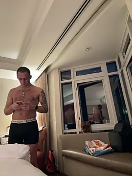 Snapshot of PeytonJohnn chatting on 10/06/25, 11:02 PeytonJohnn online show from 10/06/25, 11:02