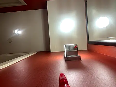 Snapshot of PeytonJohnn chatting on 10/12/25, 10:53 PeytonJohnn online show from 10/12/25, 10:53