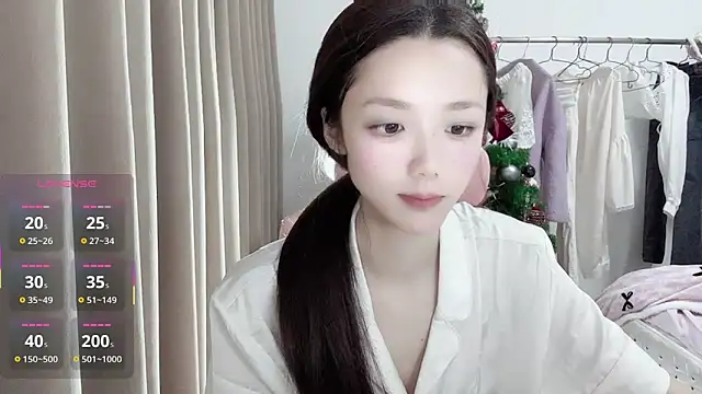 Snapshot of Puff-521 chatting on 04/18/26, 07:12 Puff-521 online show from 04/18/26, 07:12