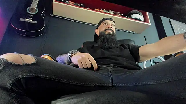 axxelrich  online show from 03/05/25, 10:00