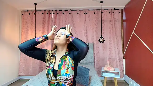 Snapshot of VioletaScott_ chatting on 01/10/25, 12:36 VioletaScott  online show from 01/10/25, 12:36