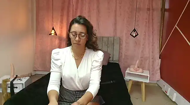 Snapshot of VioletaScott_ chatting on 02/14/25, 12:57 VioletaScott  online show from 02/14/25, 12:57