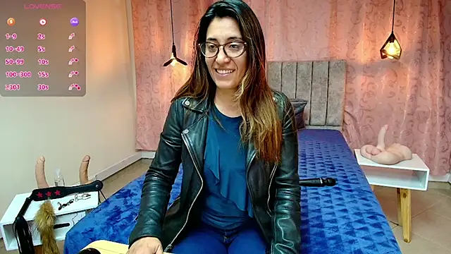 Snapshot of VioletaScott_ chatting on 03/14/25, 12:51 VioletaScott  online show from 03/14/25, 12:51