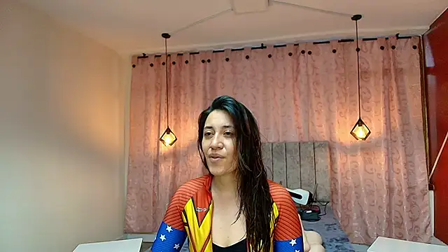 Snapshot of VioletaScott_ chatting on 10/08/25, 01:20 VioletaScott  online show from 10/08/25, 01:20