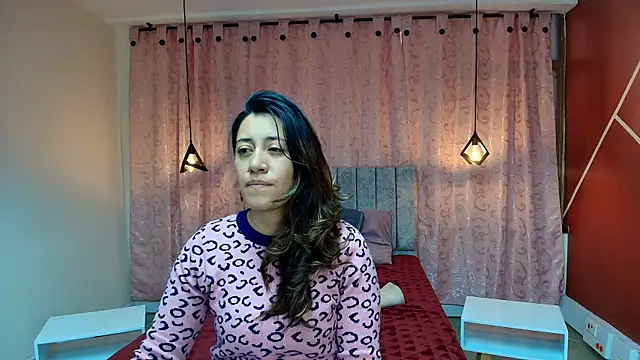 Snapshot of VioletaScott_ chatting on 10/16/25, 02:51 VioletaScott  online show from 10/16/25, 02:51