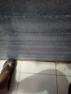 kunalmishra2003 online show from 12/18/25, 02:50