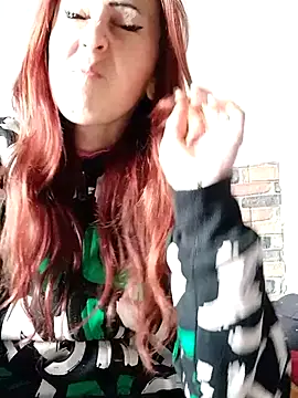 kriszy baby online show from 12/18/25, 08:42