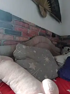 kriszy baby online show from 03/12/26, 08:09