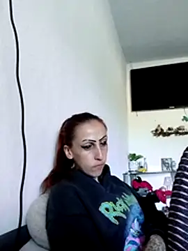 kriszy baby online show from 06/12/26, 06:56