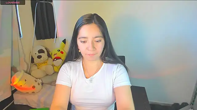 Snapshot of litle_mily_ chatting on 04/25/26, 09:56 litle mily online show from 04/25/26, 09:56