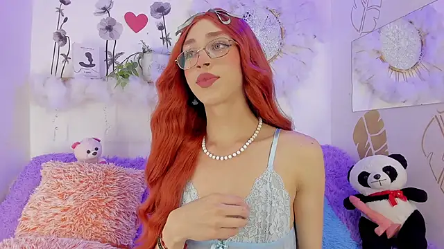 Snapshot of Ariadna_Evangeline chatting on 12/05/25, 06:11 Ariadna Evangeline online show from 12/05/25, 06:11