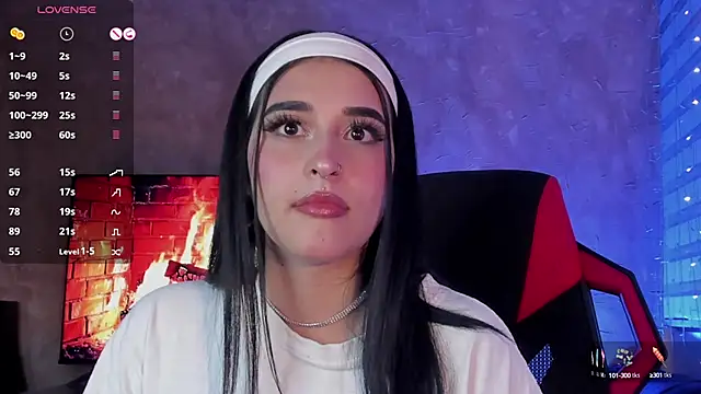 Charlotte greys online show from 01/12/25, 02:03