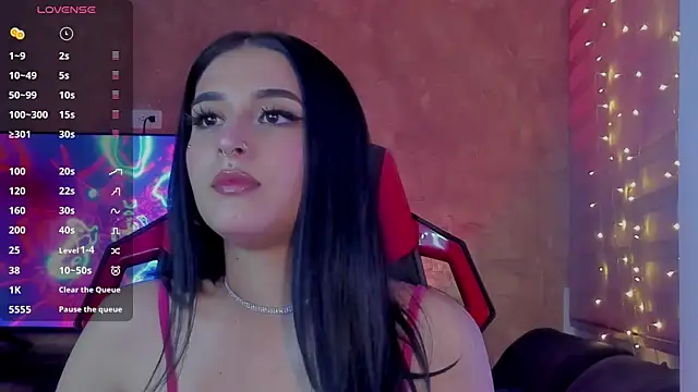 Charlotte greys online show from 02/08/25, 04:03