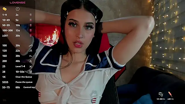 Charlotte greys online show from 03/07/25, 11:27