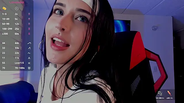 Charlotte greys online show from 09/18/25, 08:22