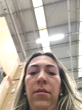 Snapshot of rachellboom chatting on 04/15/26, 10:21 rachellboom online show from 04/15/26, 10:21