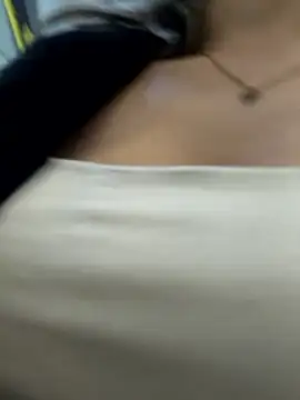 Snapshot of rachellboom chatting on 06/16/26, 10:01 rachellboom online show from 06/16/26, 10:01