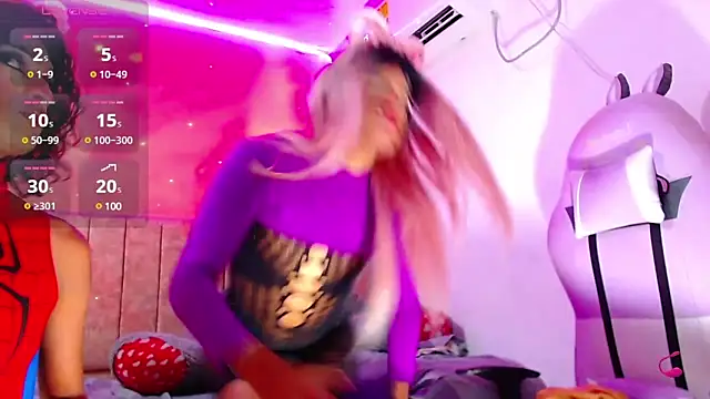 Snapshot of vanessa_nauthygirls chatting on 03/18/25, 07:31 vanessa nauthygirls online show from 03/18/25, 07:31