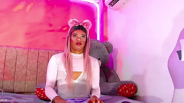 Snapshot of vanessa_nauthygirls chatting on 03/20/25, 06:42 vanessa nauthygirls online show from 03/20/25, 06:42