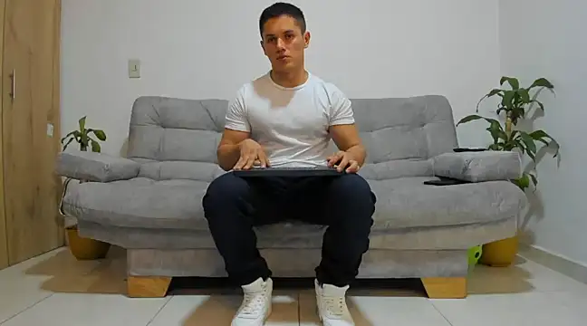 julian wallace online show from 12/06/24, 12:23