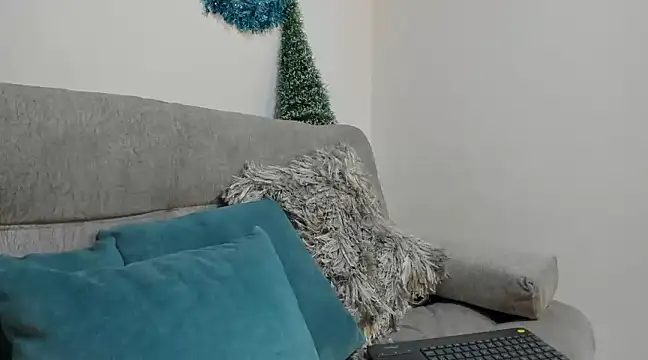 julian wallace online show from 01/01/25, 01:04