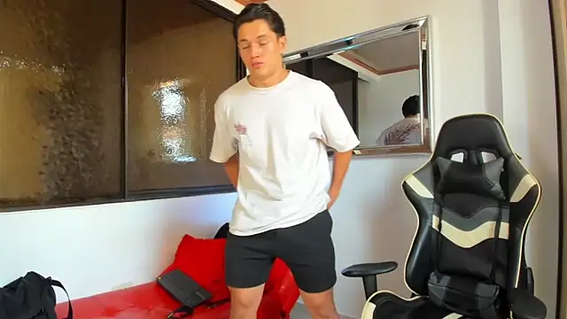 julian wallace online show from 03/05/26, 07:43