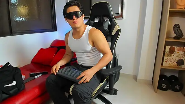 julian wallace online show from 03/12/26, 04:13