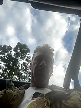 bentoverblonde online show from 09/19/25, 12:50