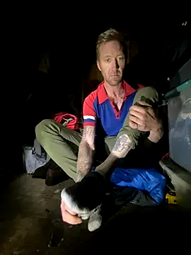 bentoverblonde online show from 10/25/25, 09:42