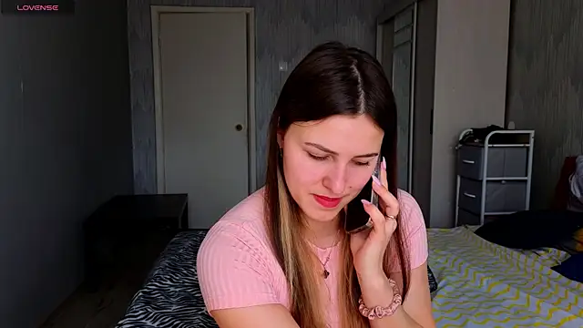 sophia euphoriaa online show from 04/30/26, 06:42