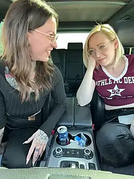 Snapshot of BrownieyQueen chatting on 03/14/26, 09:37 BrownieyQueen online show from 03/14/26, 09:37