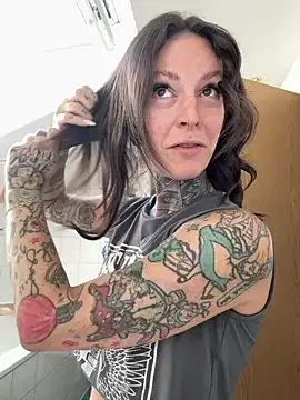 BrownieyQueen online show from 07/12/26, 08:16